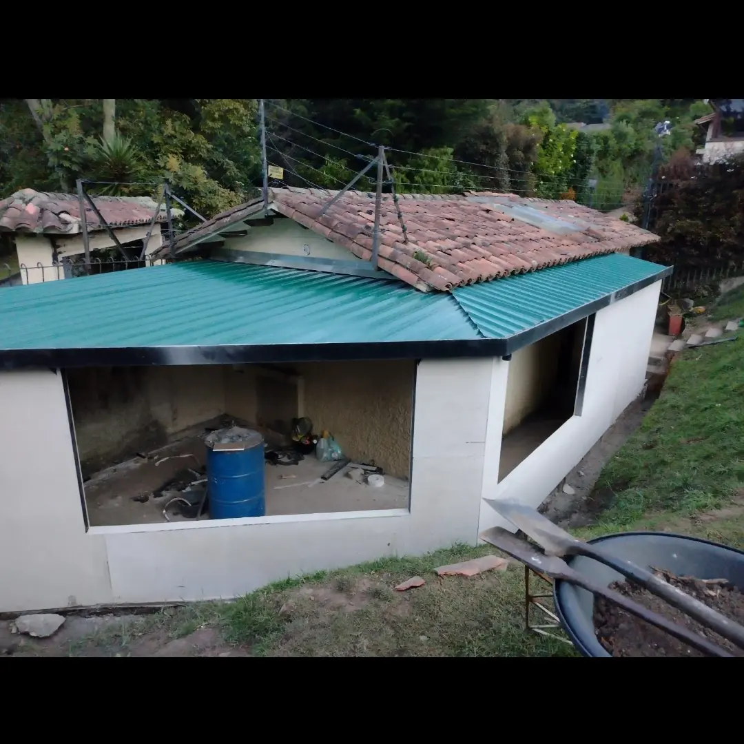 Construcción de estructura para garaje
